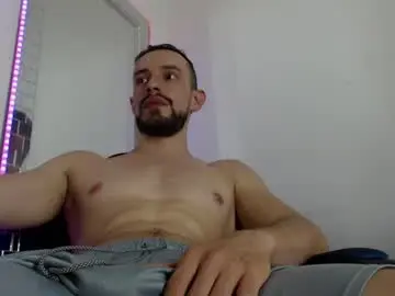 Chaturbate Live Sex Cam of nassh_18