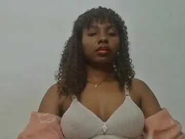 Chaturbate Free Porn Cam of rosalinda933