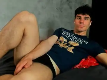 Chaturbate Live Sex Cam of sam_huston18
