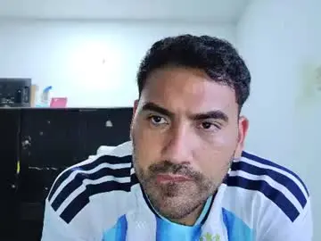 Chaturbate Free Porn Cam of tomy_johnson2