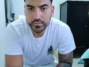 Chaturbate Best live sex cam show of tomy_johnson2