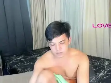 Chaturbate Adult Video Chat of yourasian_bradley