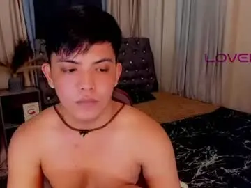 Chaturbate Live Sex Cam of yourasian_bradley