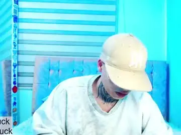 Chaturbate Live Sex of _justinmoon2