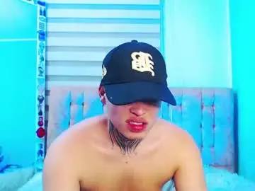 Chaturbate Watch Live Sex Cams of _justinmoon2