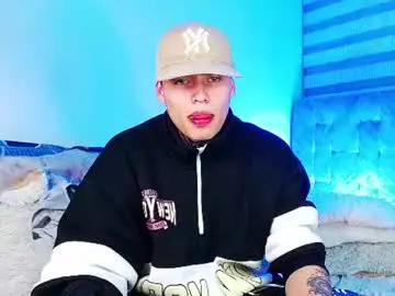 Chaturbate Free Live Porn of _justinmoon2