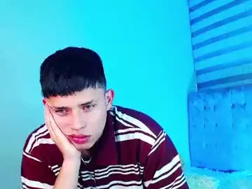 Chaturbate Live Porn of _justinmoon2