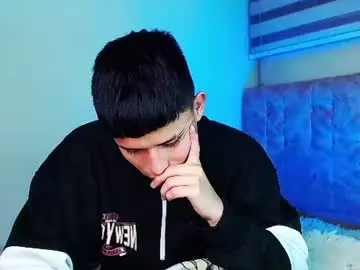 Chaturbate Free Porn Cam of _justinmoon2