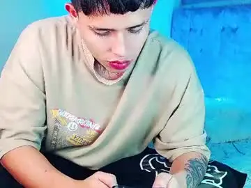 Chaturbate Watch Live Sex Cams of _justinmoon2