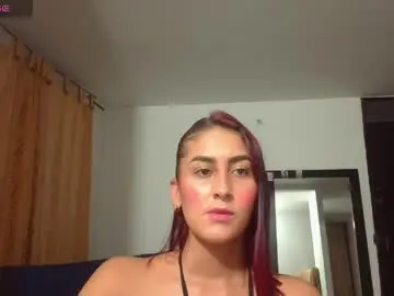 Chaturbate Live Sex of aurora_petit_