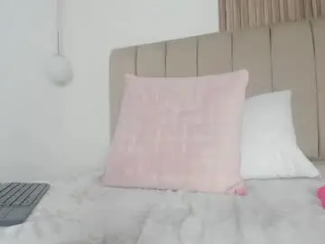 Chaturbate Watch Live Sex Cams of evasinclaiir