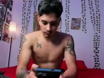 Chaturbate Live Sex Cam of jaxjinx_