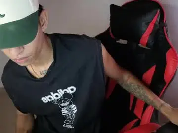 Chaturbate Free Porn Cam of niklaus_wolf