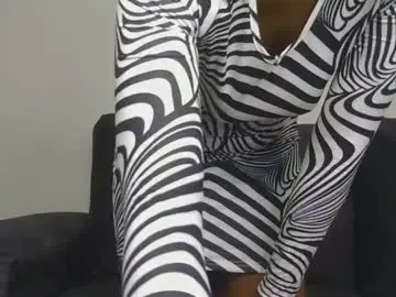 Chaturbate Free Porn Cam of skyy_brown