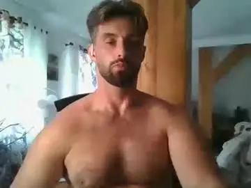 Chaturbate Live Sex Cam of sweettom69