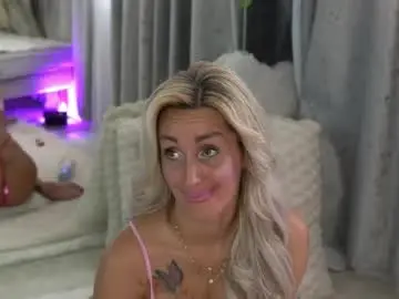 Chaturbate Watch Live Sex Cams of isabelleethan