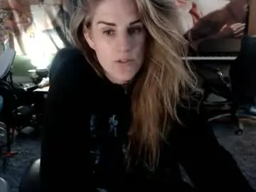 Chaturbate Live Sex Cam of katiecutie_5
