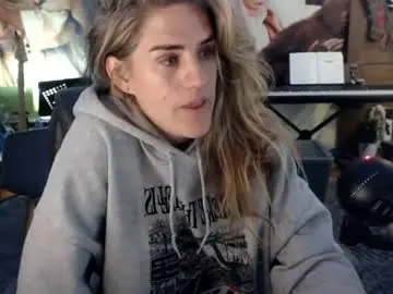 Chaturbate Sex Cam of katiecutie_5