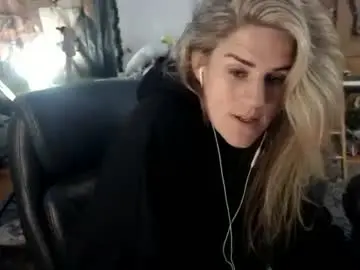 Chaturbate Nude Webcam of katiecutie_5