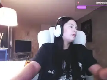 Chaturbate Watch Live Sex Cams of tinykylie