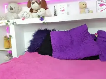 Chaturbate Live Sex Cam of conny_blonde