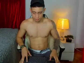 Chaturbate Best live sex cam show of dominyck_