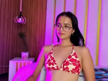 Chaturbate Watch Live Sex Cams of milleamours_