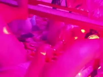 Chaturbate Live Sex of cddelphine35