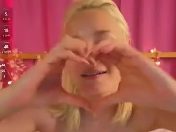 Chaturbate Watch Live Sex Cams of ezramyerz
