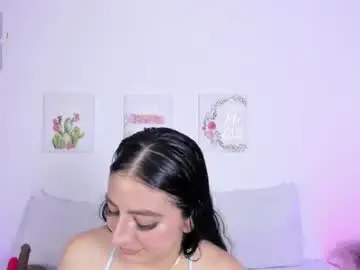 Chaturbate Free Porn Cam of laura_smith12