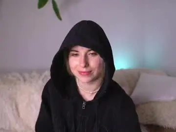 Chaturbate Nude Webcam of lorrie_love_story