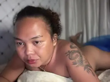 Chaturbate Live Sex Cam of quinn_debzy