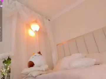 Chaturbate Adult Webcams of your_petite18