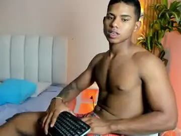 Chaturbate Best live sex cam show of apolo__cruz