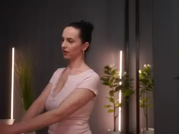 Chaturbate Watch Live Sex Cams of calliadesigner