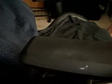 Chaturbate Live Sex Cam of dixollo