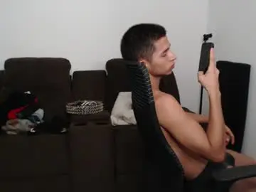 Chaturbate Live Porn of harold_18_