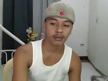 Chaturbate Live Sex of itzme_jhonfred