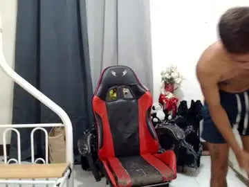 Chaturbate Live Sex Cam of itzme_jhonfred