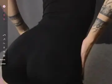 Chaturbate Live Sex Cam of starlight_mistress