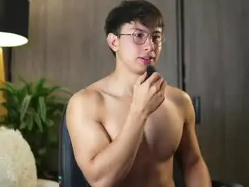 Chaturbate Best live sex cam show of deus_belli