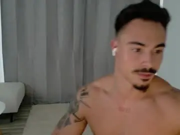 Chaturbate Live Sex of master_lukass
