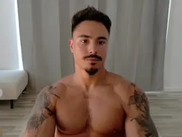 Chaturbate Adult Webcam of master_lukass