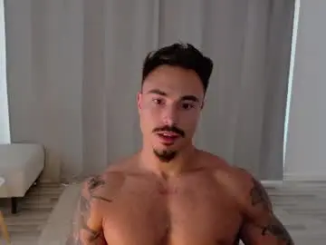 Chaturbate Live Sex Cam of master_lukass