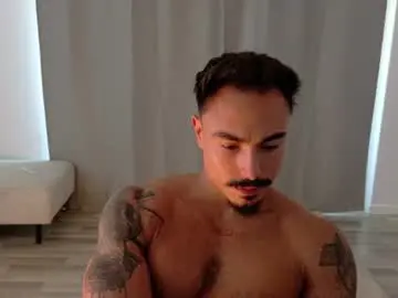 Chaturbate Best live sex cam show of master_lukass