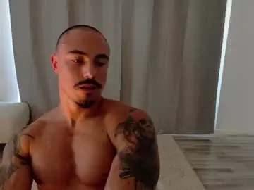 Chaturbate Sex Cam of master_lukass