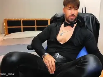 Chaturbate Watch Live Sex Cams of mikestrip