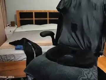 Chaturbate Live Sex of mikestrip