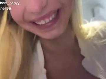 Chaturbate Adult Video Chat of enchant_baby_