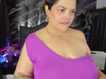 Chaturbate Live Sex Cam of goddess_arethaozz